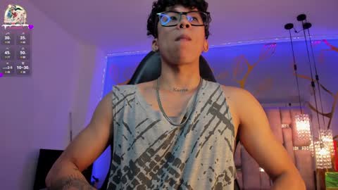 akazaboy online show from 12-31-24, 07:29