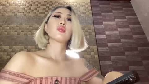 Snapshot of akemi_jp chatting on 09-13-25, 07:35 Akemi online show from 09-13-25, 07:35