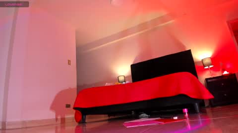 Snapshot of akemirosse chatting on 02-07-25, 09:26 Akemi online show from 02-07-25, 09:26