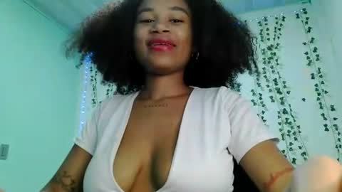Snapshot of akemy_saunderz chatting on 06-16-26, 03:53 akemy_saunderz online show from 06-16-26, 03:53