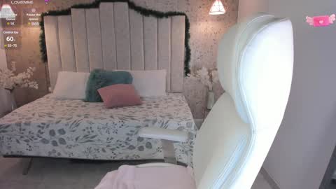 Luna online show from 12-13-24, 04:11