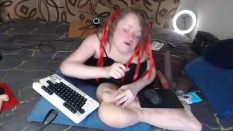 Natalie online show from 03-05-25, 10:22