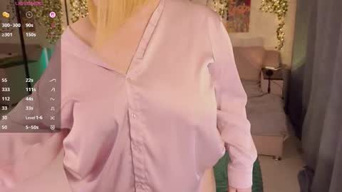 Aki online show from 10-02-25, 01:18