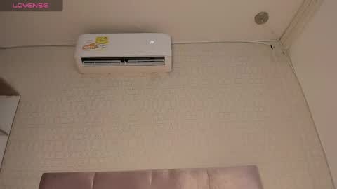 akira_sweet_ online show from 09-10-25, 04:01