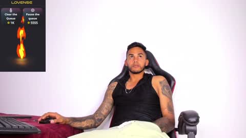 Snapshot of akira_tattoo chatting on 01-18-25, 05:31 Akira online show from 01-18-25, 05:31