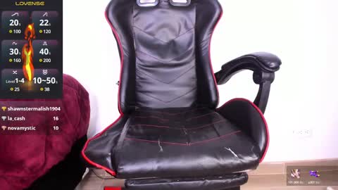 Snapshot of akira_tattoo chatting on 02-23-25, 11:22 Akira online show from 02-23-25, 11:22