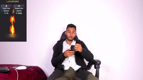 Snapshot of akira_tattoo chatting on 03-02-25, 10:27 Akira online show from 03-02-25, 10:27