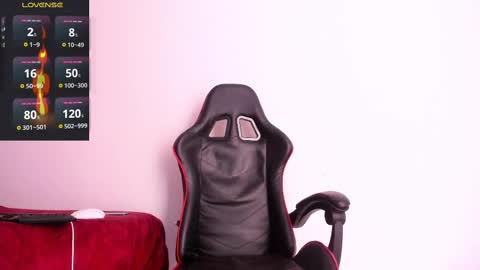 Snapshot of akira_tattoo chatting on 03-11-25, 01:12 Akira online show from 03-11-25, 01:12