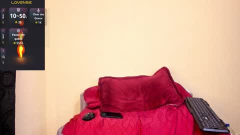 Snapshot of akira_tattoo chatting on 10-16-25, 11:28 Akira online show from 10-16-25, 11:28