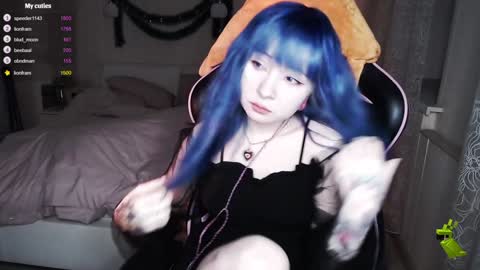 Snapshot of akirahartyx chatting on 12-18-24, 01:45 akirahartyx online show from 12-18-24, 01:45