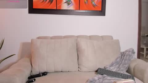 Snapshot of akirahomer26 chatting on 11-19-25, 03:39 Ana Maria -- online show from 11-19-25, 03:39