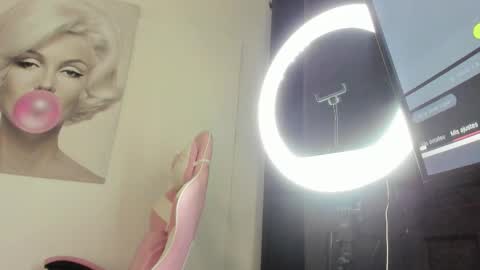 akiraht online show from 10-12-25, 08:19