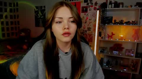 Akira online show from 04-27-26, 12:25