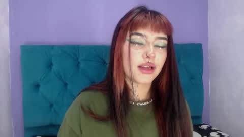 akoradiamondcm101 online show from 12-18-25, 06:08