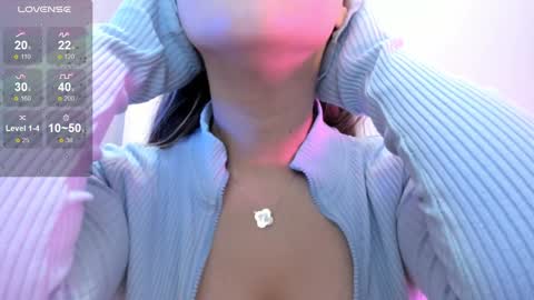 Snapshot of akura_01 chatting on 10-23-25, 05:40 Akura is here 3 online show from 10-23-25, 05:40