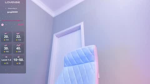 Snapshot of akura_01 chatting on 10-30-25, 05:53 Akura is here 3 online show from 10-30-25, 05:53