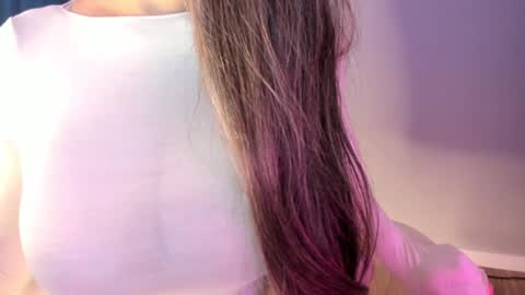 Snapshot of akura_01 chatting on 11-29-25, 05:54 Akura is here 3 online show from 11-29-25, 05:54