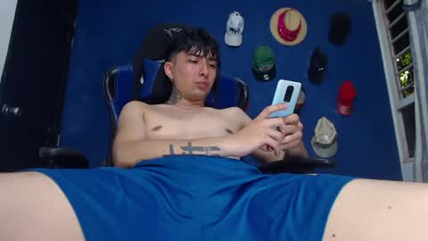 Alex online show from 05-06-26, 05:46