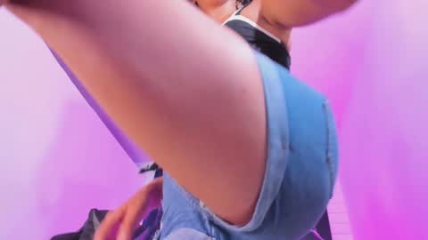 Snapshot of alahia__rodriguez chatting on 09-26-25, 08:57 Alahia Rodriguez online show from 09-26-25, 08:57