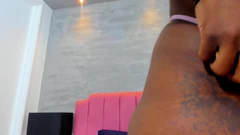 Snapshot of alaia_colins chatting on 09-15-25, 04:34 alaia_colins online show from 09-15-25, 04:34