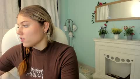 Alaia online show from 01-31-25, 05:21