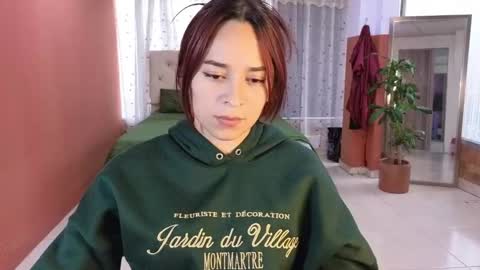 Alaia Skater online show from 09-18-25, 07:49