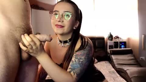 Snapshot of alaia_soul_ chatting on 02-15-25, 05:07 AlaiaSam online show from 02-15-25, 05:07