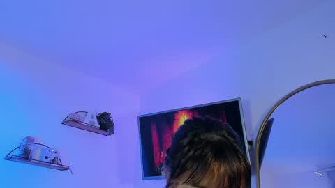 Snapshot of alaiarogerss chatting on 05-09-26, 10:42 online show from 05-09-26, 10:42