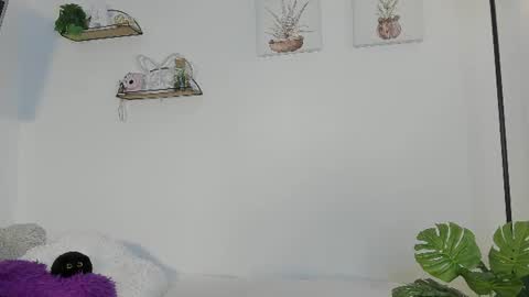 Snapshot of alaiarogerss chatting on 06-24-26, 10:47 online show from 06-24-26, 10:47