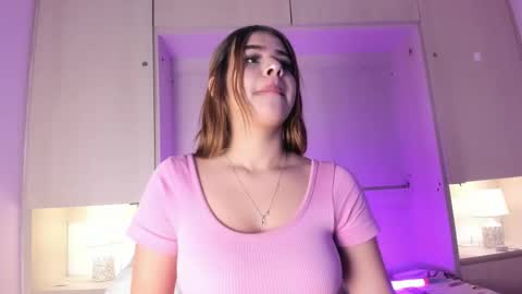 Snapshot of alaiaroose chatting on 02-07-26, 08:01 alaiaroose online show from 02-07-26, 08:01