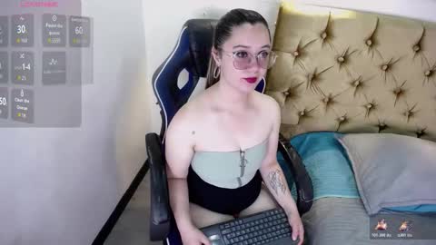 Alaiia    online show from 12-19-25, 07:10