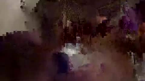 Snapshot of alain420 chatting on 01-06-25, 09:41 Tom online show from 01-06-25, 09:41