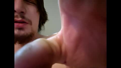 Snapshot of alain420 chatting on 12-05-25, 06:55 Tom online show from 12-05-25, 06:55