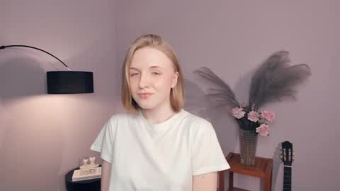 Eva online show from 04-23-26, 02:08