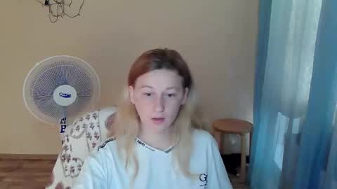 Snapshot of alalaska_ana chatting on 06-10-26, 09:41 Anna online show from 06-10-26, 09:41