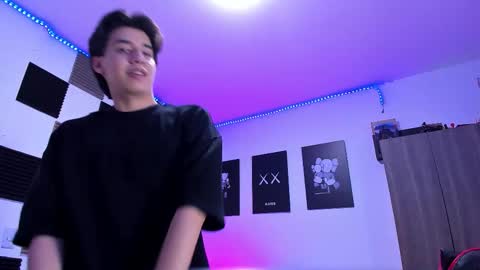 Alan Boy online show from 03-24-26, 01:10