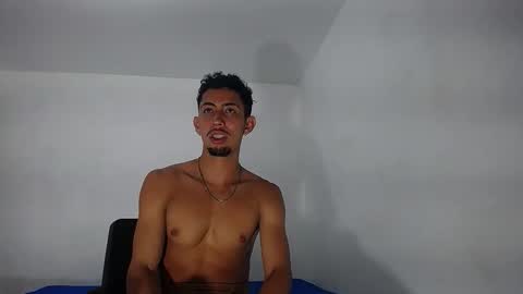 Snapshot of alan_gay chatting on 02-21-26, 12:33 Alan online show from 02-21-26, 12:33