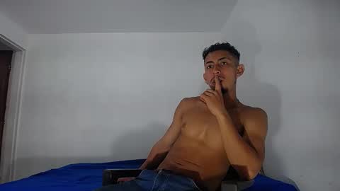 Snapshot of alan_gay chatting on 02-24-26, 10:08 Alan online show from 02-24-26, 10:08