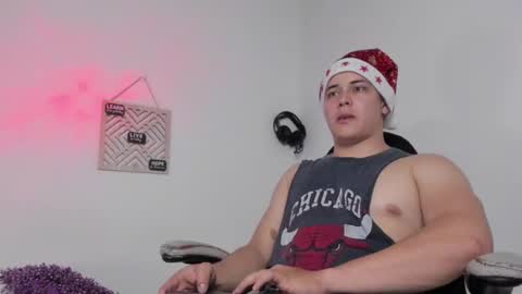 Snapshot of alan_hadid1 chatting on 12-12-24, 02:48 Alan Hadid online show from 12-12-24, 02:48