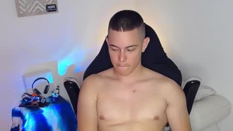 Snapshot of alan_hadid1 chatting on 01-14-25, 06:07 Alan Hadid online show from 01-14-25, 06:07