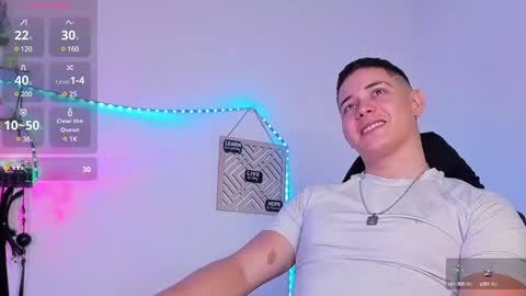 Snapshot of alan_hadid1 chatting on 03-08-25, 08:14 Alan Hadid online show from 03-08-25, 08:14