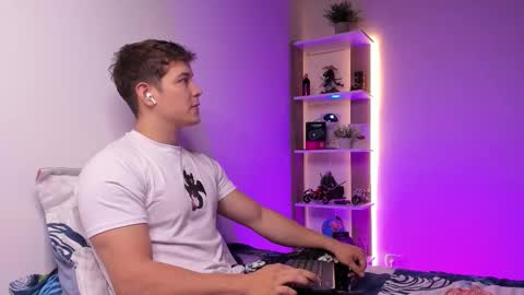 Snapshot of alan_hadid1 chatting on 11-07-25, 08:20 Alan Hadid online show from 11-07-25, 08:20