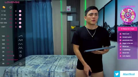 Snapshot of alan_nd_kevin chatting on 01-21-25, 11:35 Alan Kevin can we reach 100 thumbs up please guys online show from 01-21-25, 11:35