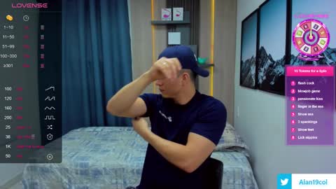 Snapshot of alan_nd_kevin chatting on 03-03-25, 11:33 Alan Kevin can we reach 100 thumbs up please guys online show from 03-03-25, 11:33