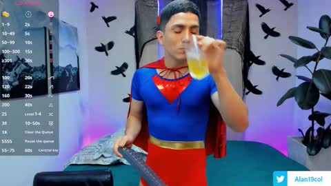 Snapshot of alan_nd_kevin chatting on 10-26-25, 11:38 Alan Kevin can we reach 100 thumbs up please guys online show from 10-26-25, 11:38