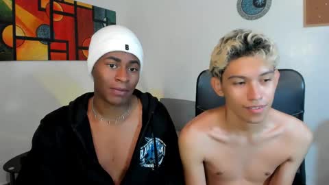 Snapshot of alan_scot chatting on 02-27-25, 12:43 Alan and Criss - WE JUST FRIENDS WITH BENEFITS BOTH VERS online show from 02-27-25, 12:43