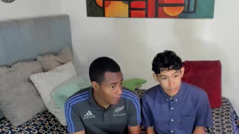 Alan and Criss - WE JUST FRIENDS WITH BENEFITS BOTH VERS online show from 01-08-26, 07:27