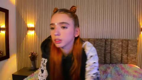 Snapshot of alana_333 chatting on 02-18-25, 03:10 A L A N A online show from 02-18-25, 03:10