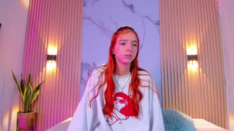 Snapshot of alana_333 chatting on 10-03-25, 11:40 A L A N A online show from 10-03-25, 11:40