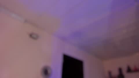 Snapshot of alana_madison chatting on 12-01-24, 04:29 Maeve online show from 12-01-24, 04:29